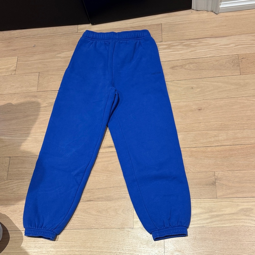 Aritzia mega fit sweat fleece